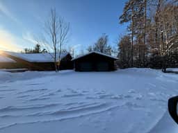 The Nest, a spacious, secluded pet-friendly retreat!