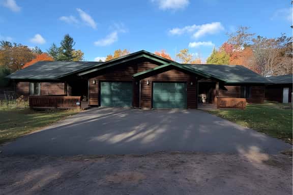 The Nest, a spacious, secluded pet-friendly retreat! - Image 1